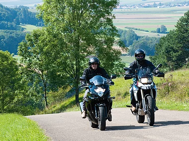 Mit dem Motorrad unterwegs (Fränkisches Seenland)