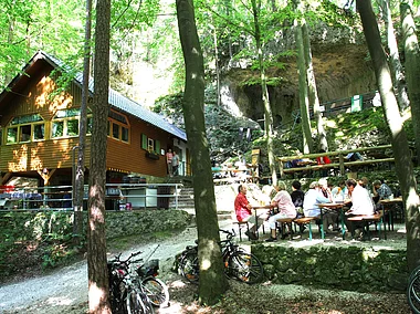 Osterhöhle (Neukirchen b. Sulzbach-Rosenberg, Nürnberger Land)