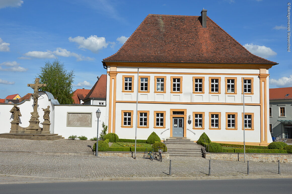 Historische Pfarrhaus (Wiesentheid, Steigerwald)